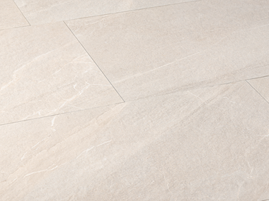  Les dalles Canyon Gold et leurs tons beiges en gros plan.