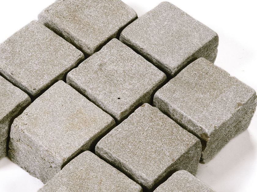 Zoom sur les pavés en pierre calcaire Camino Grey