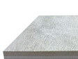Gros plan sur les dalles imitation quartzite Monro Light 3 cm