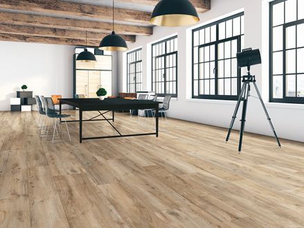 Le carrelage imitation bois Canada Lodge dans un studio