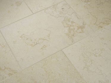 carrelage en pierre calcaire stonenaturelle pierre naturelle