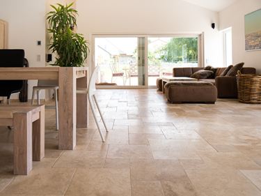 Carrelage Travertin Turc Carrelage Medium En Travertin Vieilli Stonenaturelle