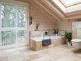 Salle de bain avec carreaux de travertin Rustic