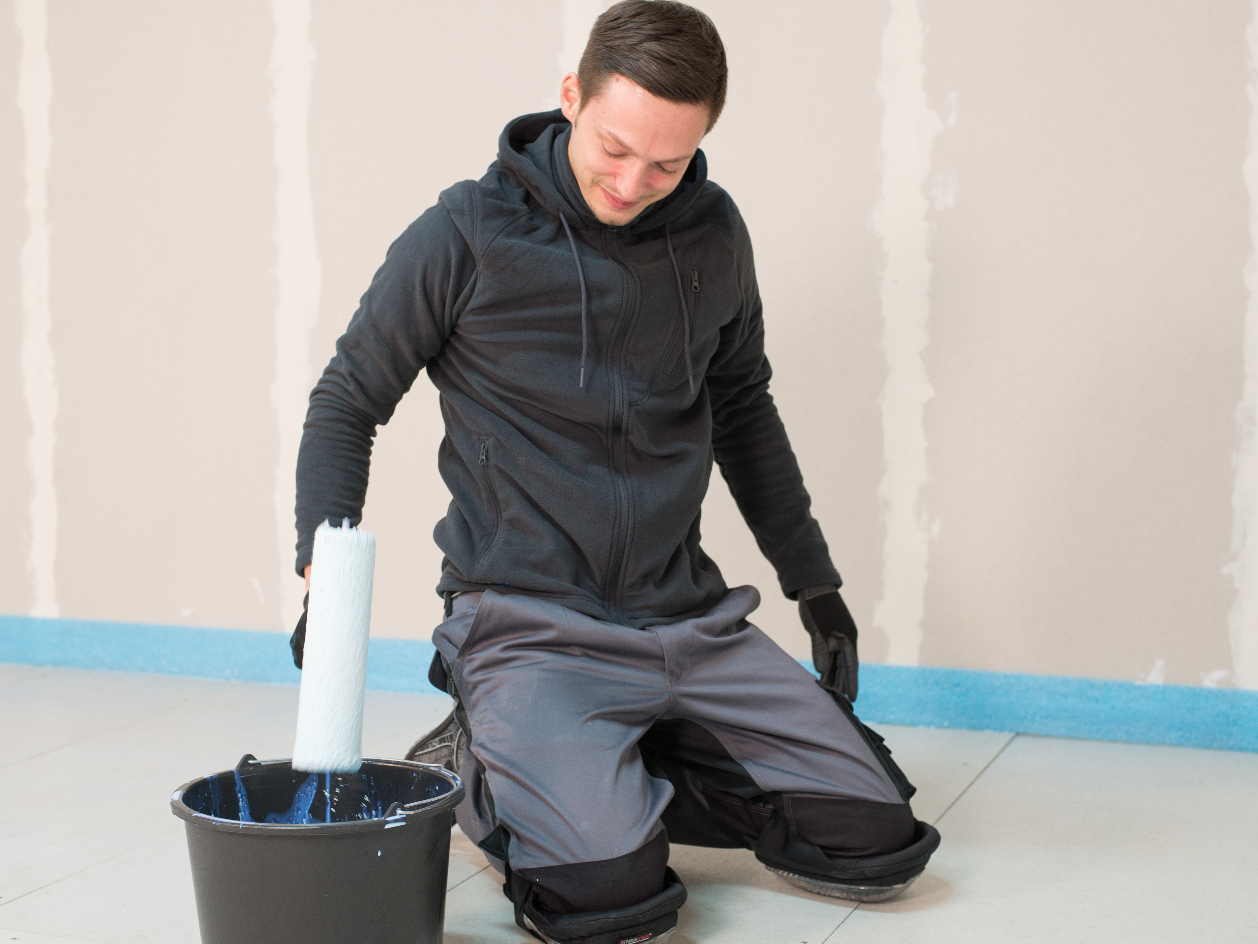 Appliquer le primaire d'adhérence